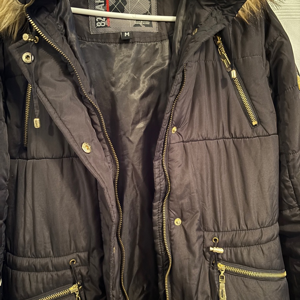 Winter jacket - Picture 3 of 5